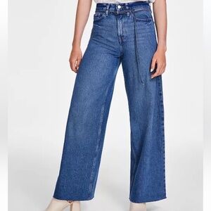 Calvin Klein Super High Rise Wide Leg Jeans Size 28 NWT
